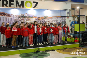 15 Atividade rítmica e musical, alusiva aos 50 anos do 25 de Abril e a Sebastião da Gama, dinamizada pelo Agrupamento de Escolas de Estremoz  3MAIO FIAPE 2024