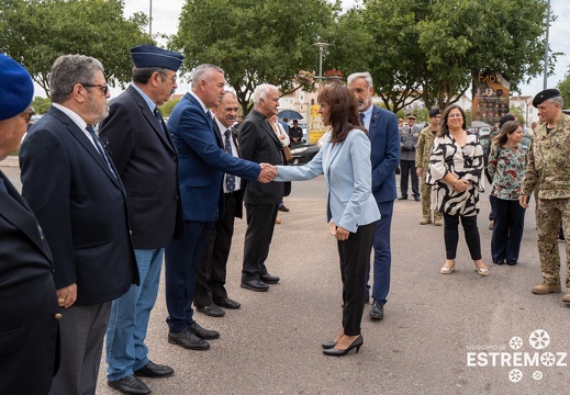   10 cerimonia visita rc3 ministra da defesa helena carreiras L4 1883