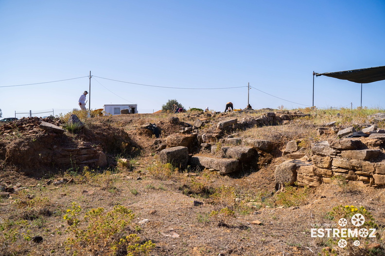   32_inicio_escavacoes_arqueologicas_ruinas_romanas_santa_vitoria_do_ameixial_L3_9598.jpg