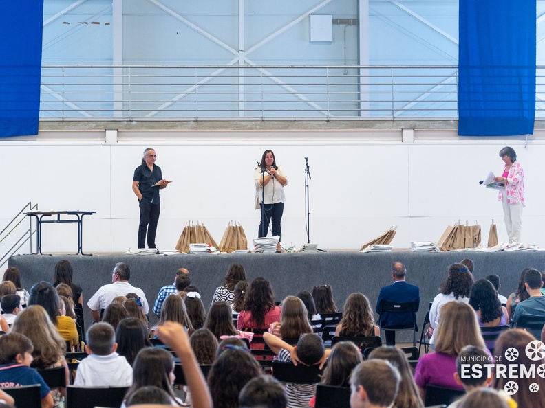 12 entrega premios merito escolar estremoz 2023  L4 0126