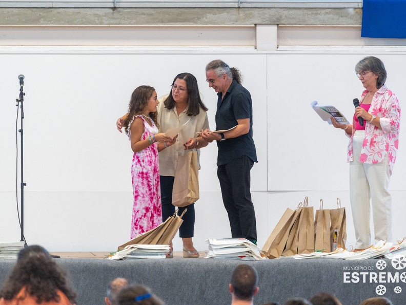14 entrega premios merito escolar estremoz 2023  L4 0144