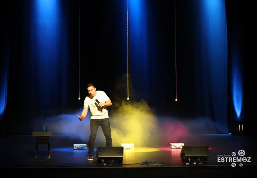 AGUENTA ao vivo-12
