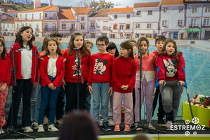 18 Atividade rítmica e musical, alusiva aos 50 anos do 25 de Abril e a Sebastião da Gama, dinamizada pelo Agrupamento de Escolas de Estremoz  3MAIO FIAPE 2024